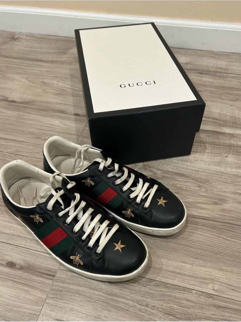 Final Sale Gucci Black Leather Sneakers